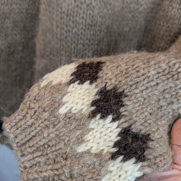 Vintage Sweater Retro 1970s Hand Knit Fair Isle Icelandic Wool Size L In VGUC - Picture 5 of 14